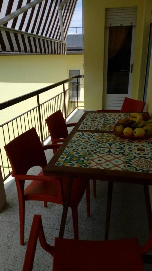 Appartamento Perco Riva Foscolo Grado Luaran gambar