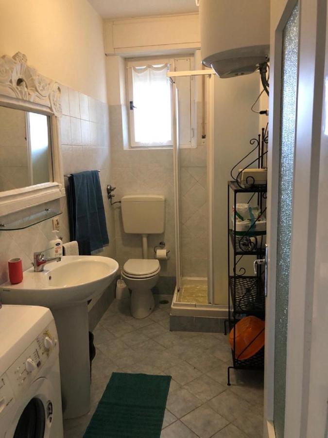 Appartamento Perco Riva Foscolo Grado Luaran gambar